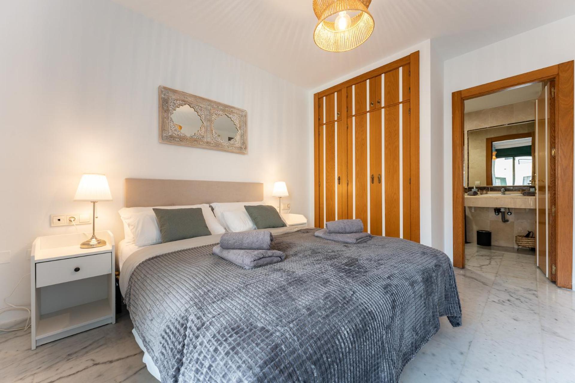 Apartamento Coastal Comfort 2 Bed, Parking Pool And Terrace